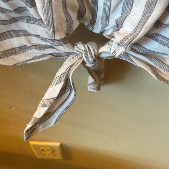 Gray and White Striped Blouse - Picture 3 of 3